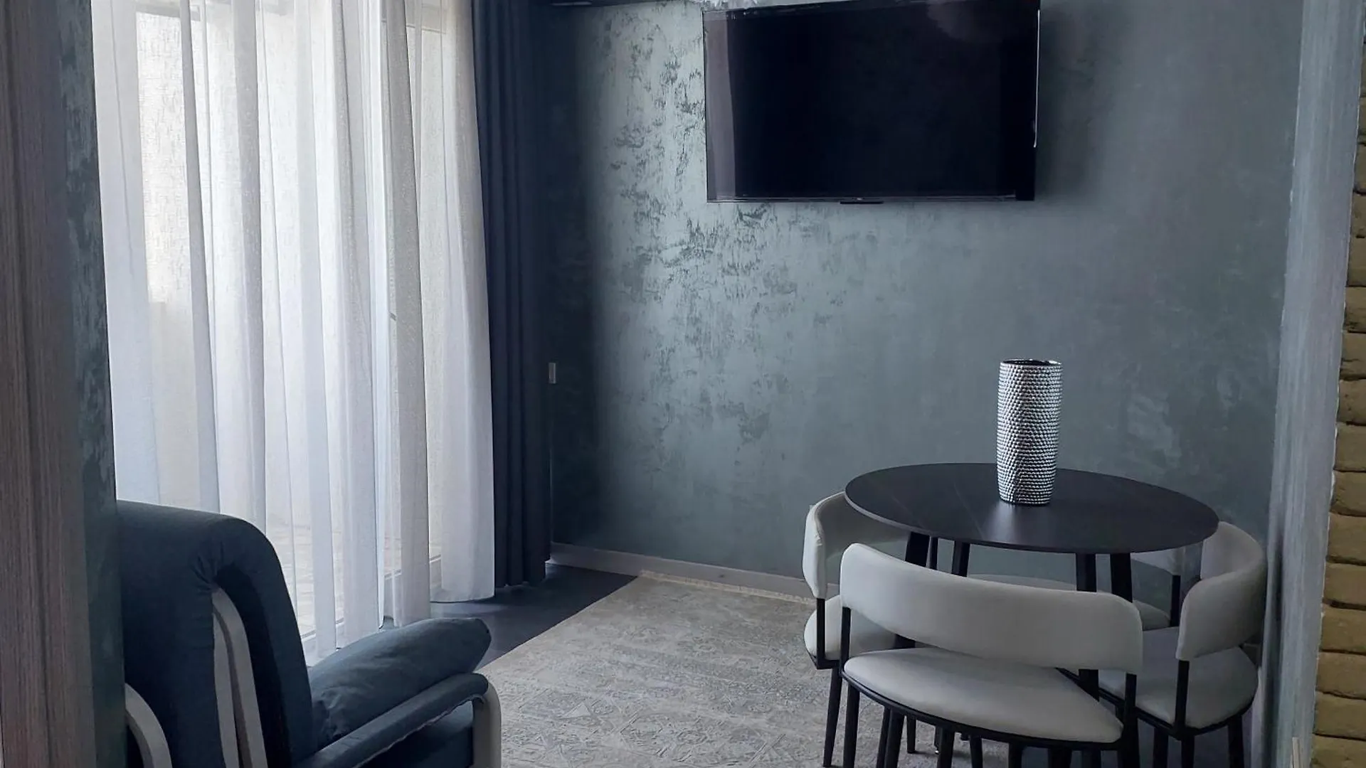 Apartment First Line Adliye Georgia